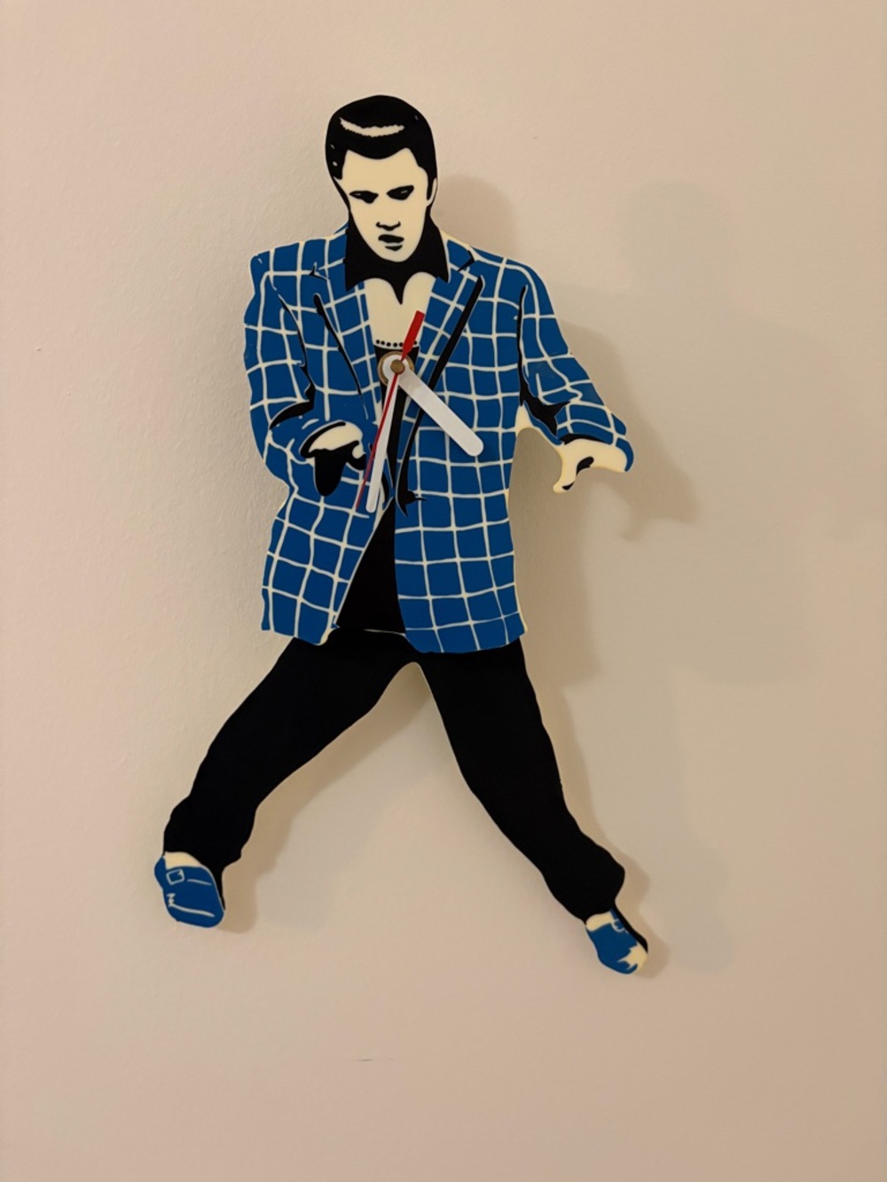 Elvis Presley Blue Suede Shoes Pendulum Clock - Picture 4 of 14